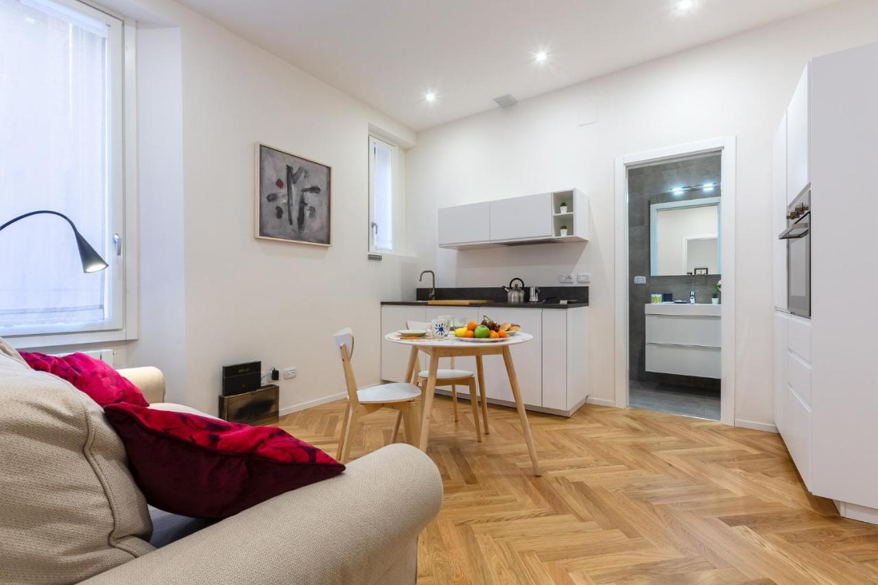Bologna Piazza Del Nettuno Apartment Eksteriør billede
